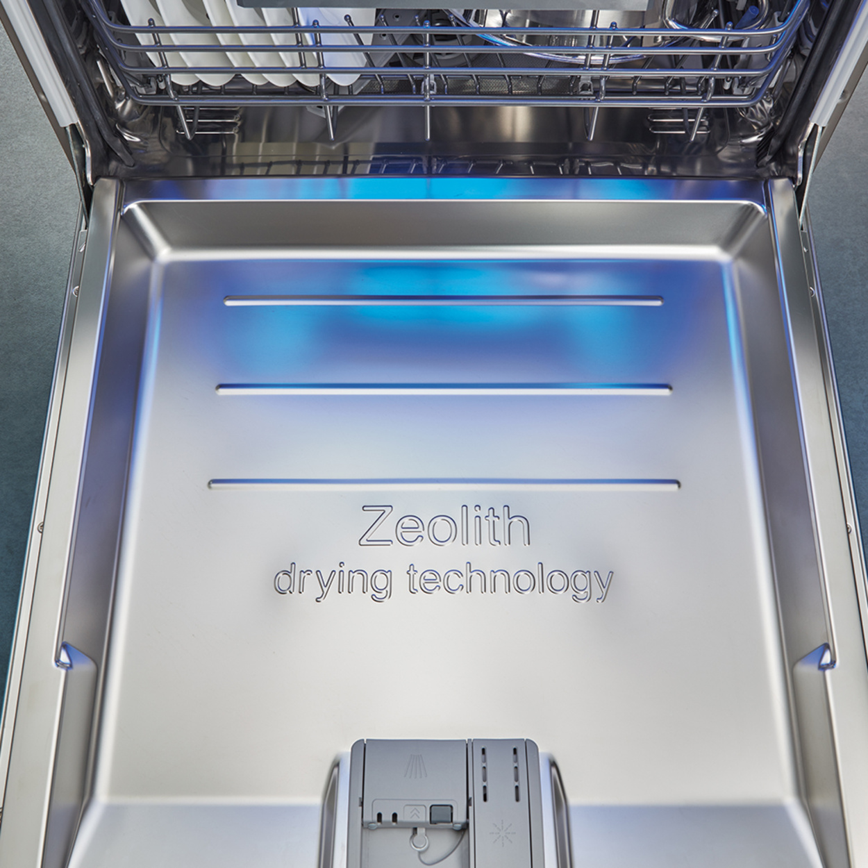 Zeolith Trocknen – Für glänzende Spülergebnisse bei EMG Elektro-Montagen Geiseltal GmbH in Braunsbedra
