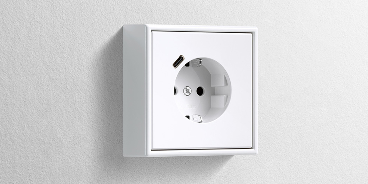Erweiterter Anschlussraum für die Nachrüstung bei EMG Elektro-Montagen Geiseltal GmbH in Braunsbedra