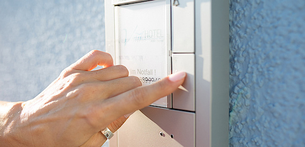 Sprech­anlagen bei EMG Elektro-Montagen Geiseltal GmbH in Braunsbedra