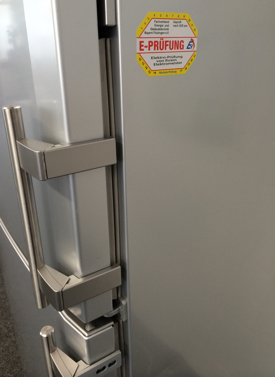 Bild E Pruefung m bei EMG Elektro-Montagen Geiseltal GmbH in Braunsbedra
